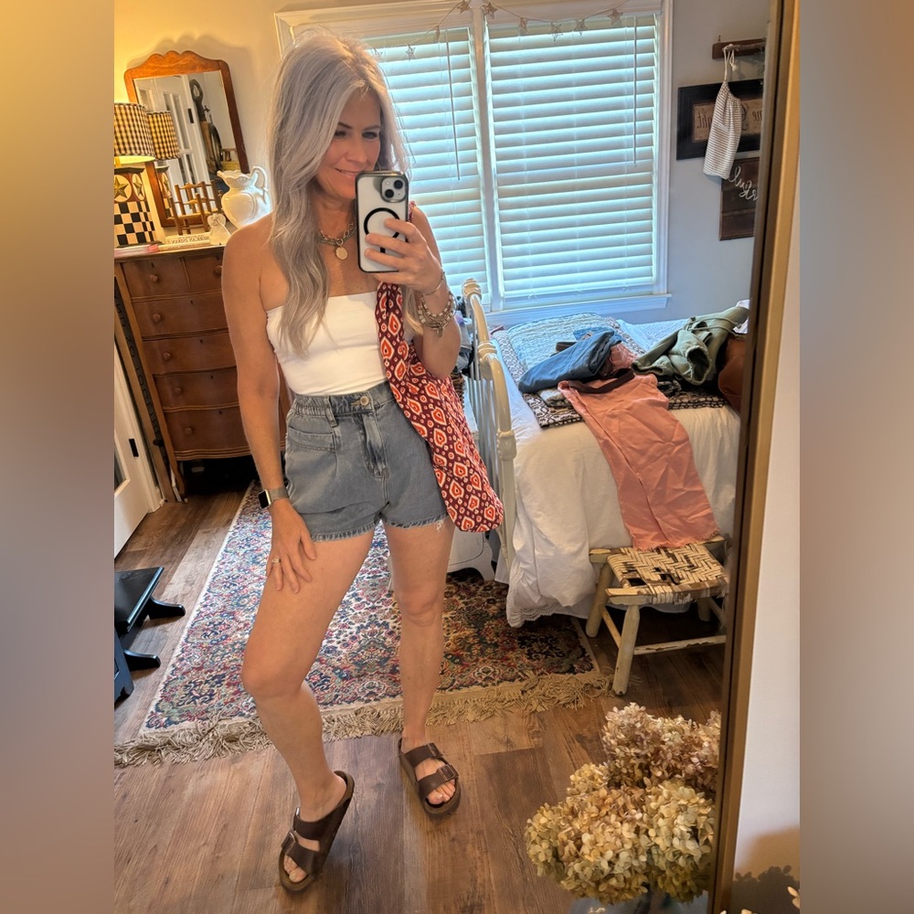 WISHLIST DENIM shorts size small